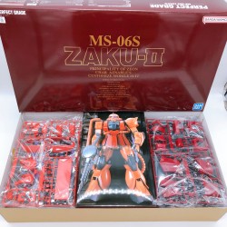 Maquette - Perfect Grade - Gundam - MS-06S Zaku II