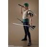 Action Figure - S.H.Figuart - One Piece - Netflix - Roronoa Zoro
