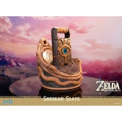 Collector Statue - Zelda - Sheikah Slate