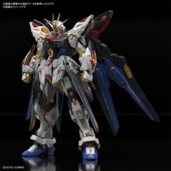 Maquette - Master Grade - Gundam - Strike Freedom